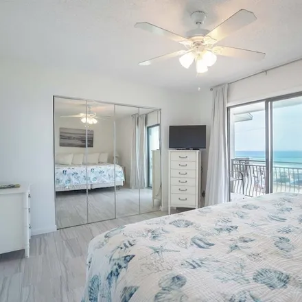 Rent this 2 bed townhouse on Miramar Beach