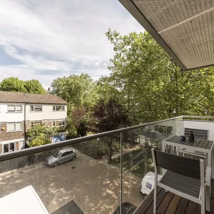 Image 2 - Kings College Court, 55 Primrose Hill Road, Primrose Hill, London, NW3 3EA, United Kingdom - Apartment for rent