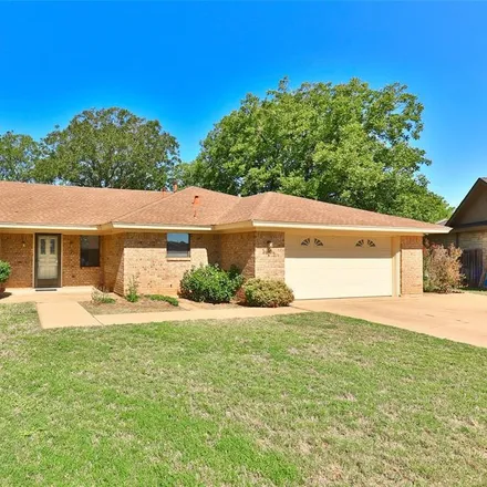 Buy this 3 bed house on 3410 Amarillo Court in Abilene, TX 79602