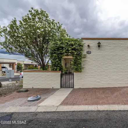 Buy this 2 bed townhouse on 2332 Calle Pueblo in Pima County, AZ 85622
