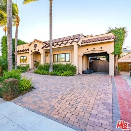 Rent this 5 bed house on 283 South Palm Drive in Beverly Hills, CA 90212