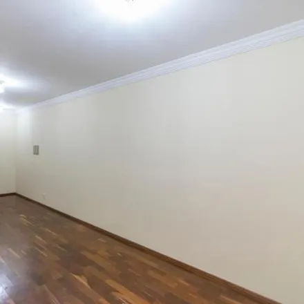 Rent this 3 bed apartment on Rua das Laranjeiras in Campestre, Santo André - SP