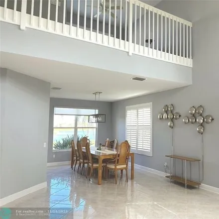 Image 5 - 1886 Grey Falcon Circle Southwest, Florida Ridge, FL 32962, USA - House for rent