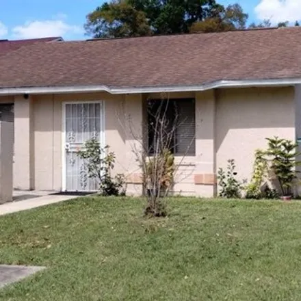 Buy this studio house on 7642 Timber River Circle in Orange County, FL 32807