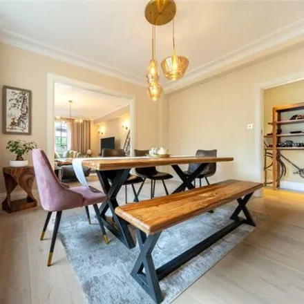 Image 2 - Ada Court, 10-16 Maida Vale, London, W9 1TD, United Kingdom - Room for rent