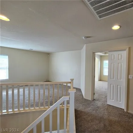 Image 6 - 9799 Rolling Thunder Avenue, Spring Valley, NV 89148, USA - House for rent