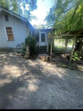 Buy this 3 bed house on 5634 Lakeside Drive in Union City, GA 30291