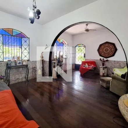 Rent this 3 bed house on Rua Vinte e Um de Abril in Santa Rosa, Niterói - RJ
