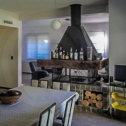 Buy this 3 bed house on Septiembre 151 in Partido de Escobar, Belén de Escobar