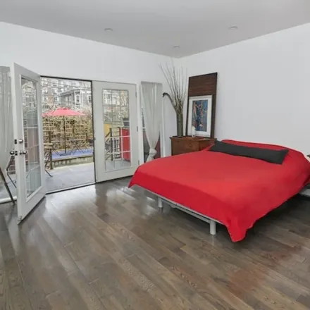 Rent this 4 bed townhouse on 45 Kermit Place in New York, NY 11218