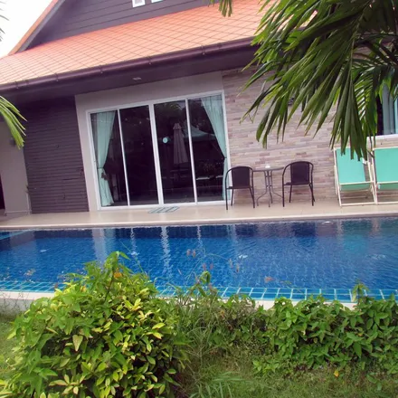 Rent this 4 bed apartment on Pattaya City Hall in Na Kluea, Pattaya Nua 7