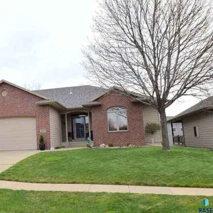 Buy this 5 bed house on 4572 South Graystone Avenue in Sioux Falls, SD 57103