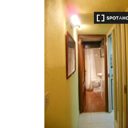 Image 7 - Calle de San Isidro Labrador, 10, 28005 Madrid, Spain - Apartment for rent