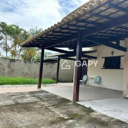Buy this 4 bed house on Rua Senador Lúcio Bittencourt in Maravista, Niterói - RJ