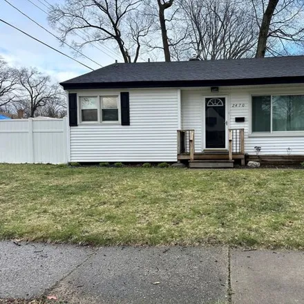Buy this 3 bed house on 1384 Randolph Avenue in Muskegon, MI 49441