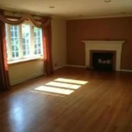 Image 2 - 1041 Warbler Place, McLean, VA 22101, USA - Apartment for rent