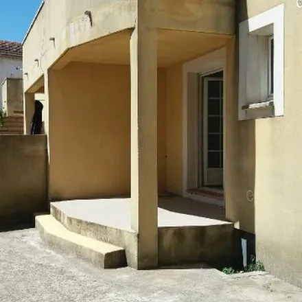 Rent this 3 bed apartment on 2 a Route de la Crau in 13200 Arles, France