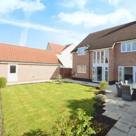 Buy this 5 bed house on Woodpecker Lane in Castle Hedingham, CO9 3FG
