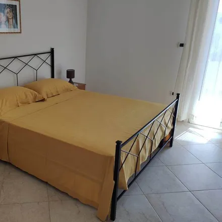 Rent this 2 bed apartment on 73053 Santa Maria di Leuca LE