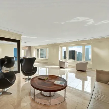 Image 2 - Four Seasons Hotel Chicago, 120 East Delaware Place, Chicago, IL 60611, USA - Condo for sale