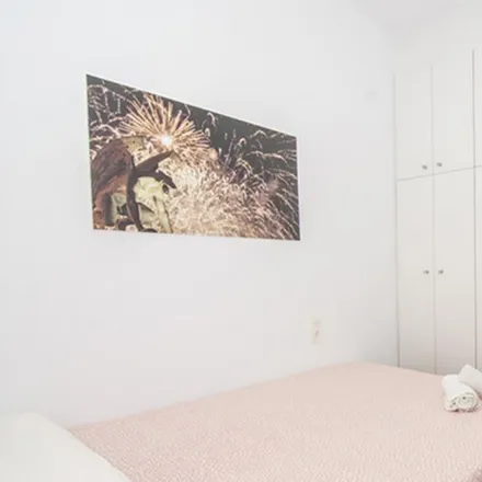 Rent this 4 bed room on Carrer de Marvà in 17, 46007 Valencia