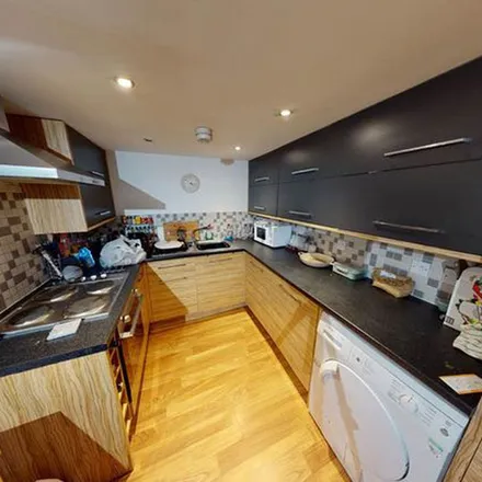 Rent this 1 bed townhouse on 36-38 Cardigan Road in Leeds, LS6 3AF
