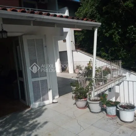 Buy this 3 bed house on Rua Santiago Dantas in Glória, Porto Alegre - RS