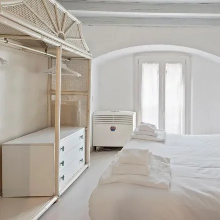 Rent this studio apartment on Il panzerotto da ettore in Ripa di Porta Ticinese, 13