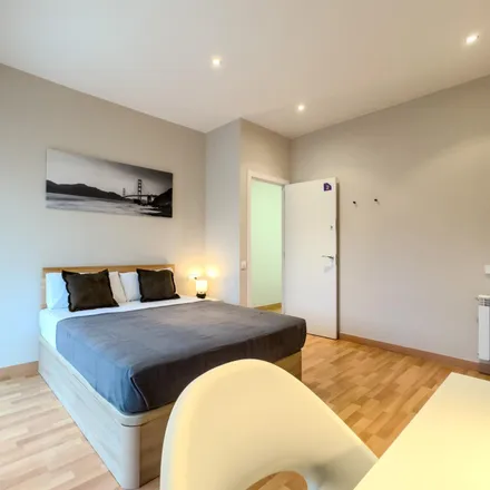 Rent this 8 bed room on Carrer de Bertran in 123, 08023 Barcelona