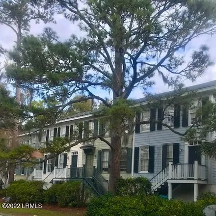 Rent this 2 bed townhouse on 1620 Paris Avenue West in Port Royal, Beaufort County