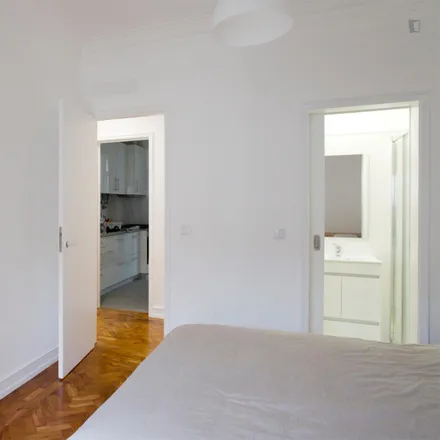 Rent this 3 bed room on Rua do Mato Grosso in 1170-379 Lisbon, Portugal