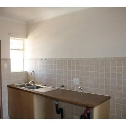 Image 3 - Aquarius Avenue, Reyno Ridge, eMalahleni, 1035, South Africa - Apartment for rent