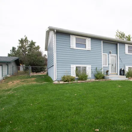 Image 2 - 1019 19th Street, Havre, MT 59501, USA - House for sale