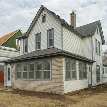 Buy this 3 bed house on 1391 Thomas Avenue in Saint Paul, MN 55104