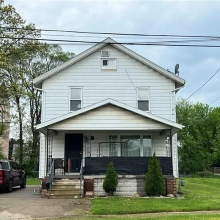 Buy this 3 bed house on 2438 East Avenue in Lorain, OH 44055