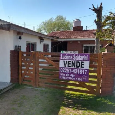 Buy this studio house on Montevideo 2491 in Partido de La Costa, 7109 Mar de Ajó