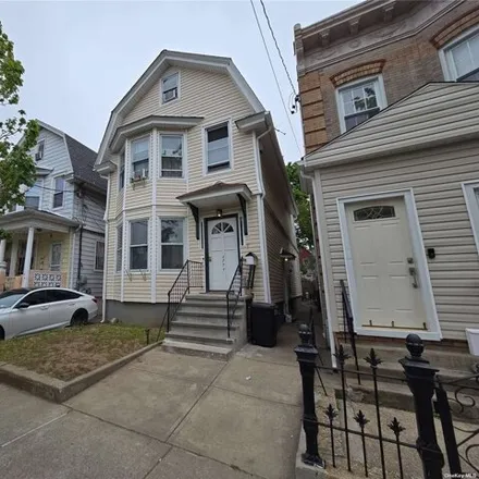 Buy this 6 bed house on 87-79 108th Street in New York, NY 11418