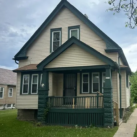 Buy this 4 bed house on 4028 North 19th Street in Milwaukee, WI 53209