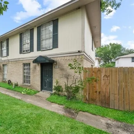 Buy this 3 bed house on 1943 Upland Drive in Houston, TX 77043