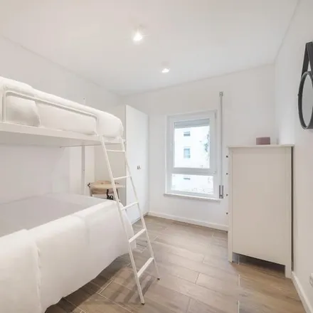 Rent this 3 bed apartment on Cascais in Largo da Estação, 2750-340 Cascais