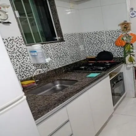 Buy this 2 bed apartment on Rua Adolfo Frejat in Mar y Lago, Rio das Ostras - RJ