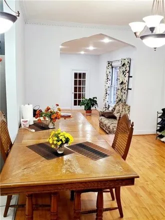 Image 7 - 22 Tudor Terrace, New York, NY 11224, USA - Duplex for sale