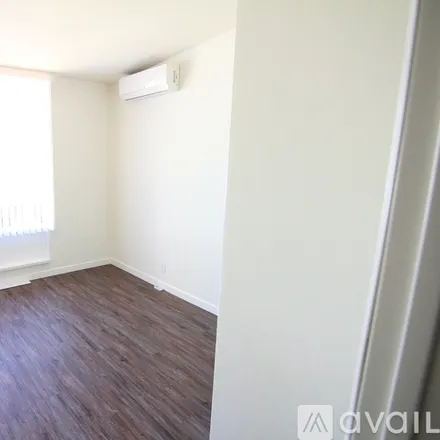 Image 2 - 6871 Franklin Ave, Unit 205 - Apartment for rent