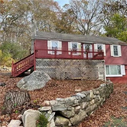 Rent this 3 bed house on 230 Cow Hill Road in Groton, CT 06355