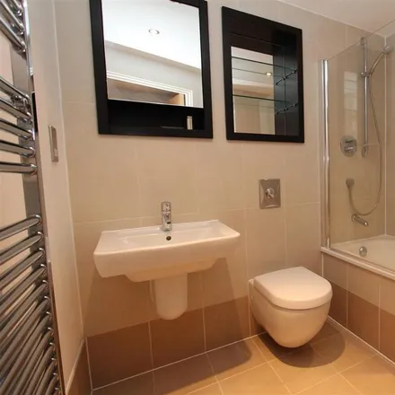 Image 4 - Cartier House, The Boulevard, Leeds, LS10 1HY, United Kingdom - Apartment for rent