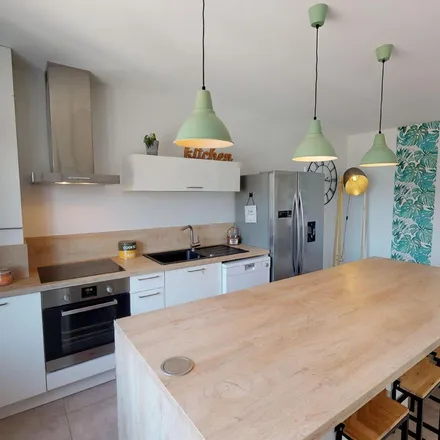 Rent this 5 bed apartment on 11 Rue Jules Cambon in 69008 Lyon, France