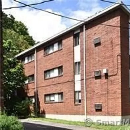 Image 2 - 85 Clark Street, West Haven, CT 06516, USA - Condo for rent