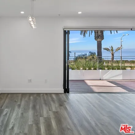 Image 7 - Ocean Avenue, Santa Monica, CA 90402, USA - Apartment for rent