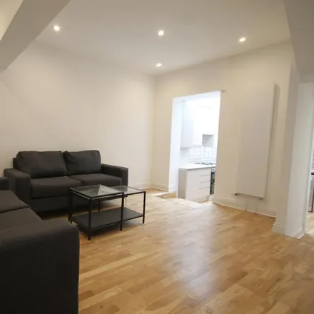Rent this 4 bed house on Seaford Road in London, N15 5DS