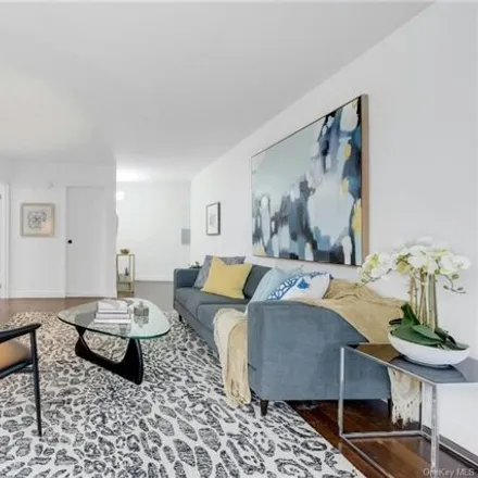 Image 5 - 2575 Palisade Ave Apt 1b, New York, 10463 - Apartment for sale